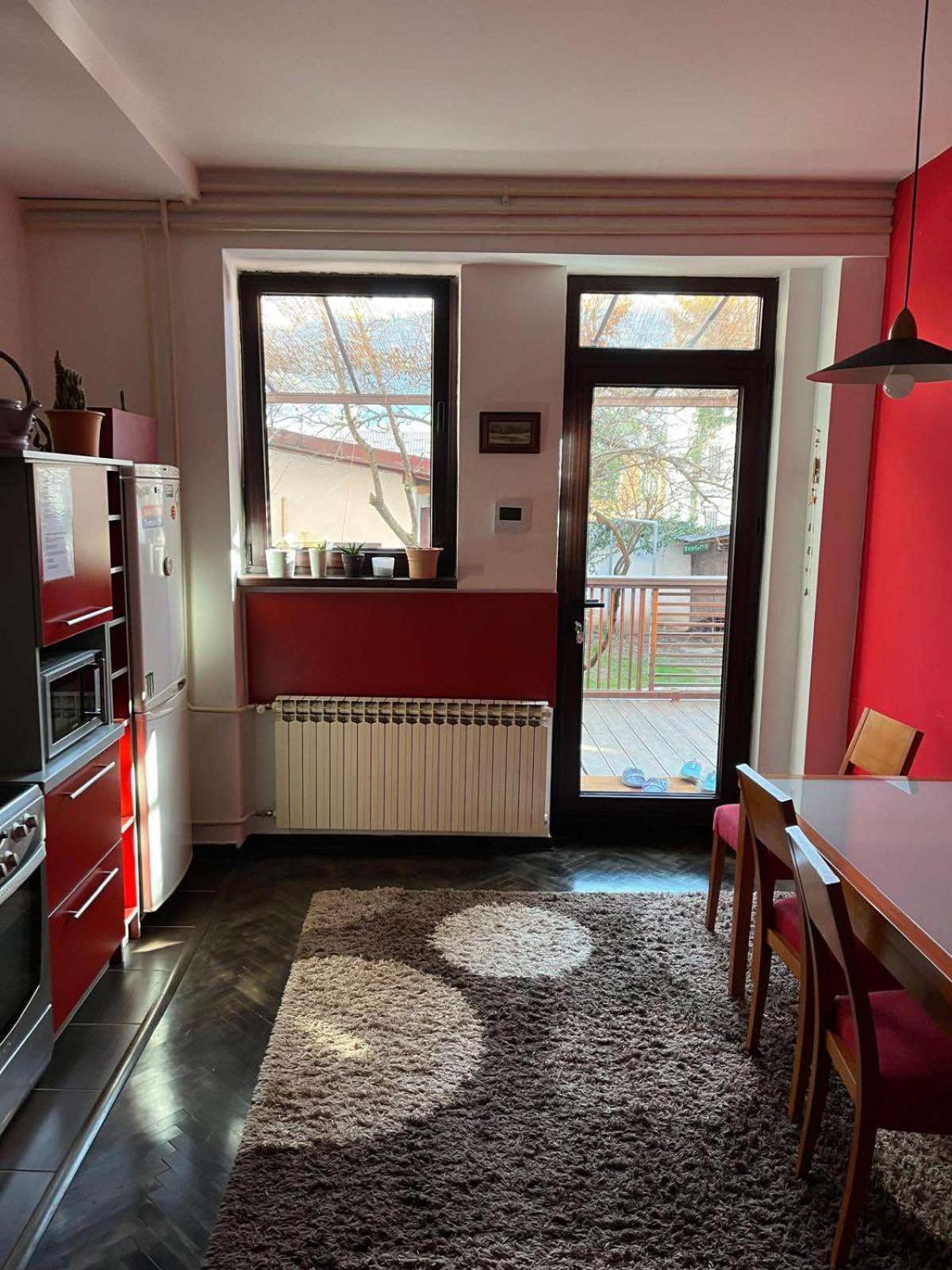 Music And Garden Apartment *